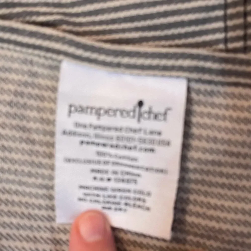 Pampered Chef Stripe Apron Kitchen Womens OS Tan Cotton Pocket Consultant